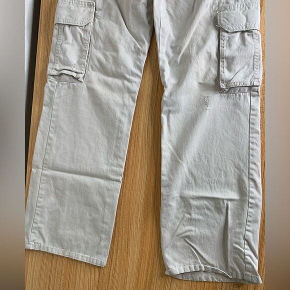 Old Navy Maternity Khakis - Picture 2 of 9